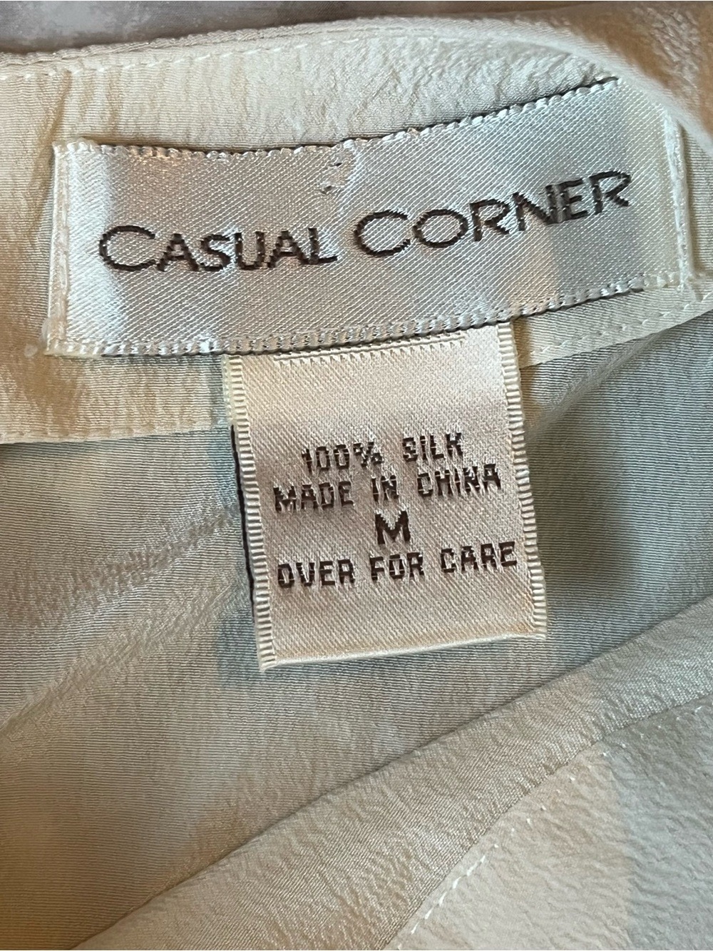 Vintage 90’s Casual Corner Ivory 100% Silk Sleeveless Top - Picture 3 of 5